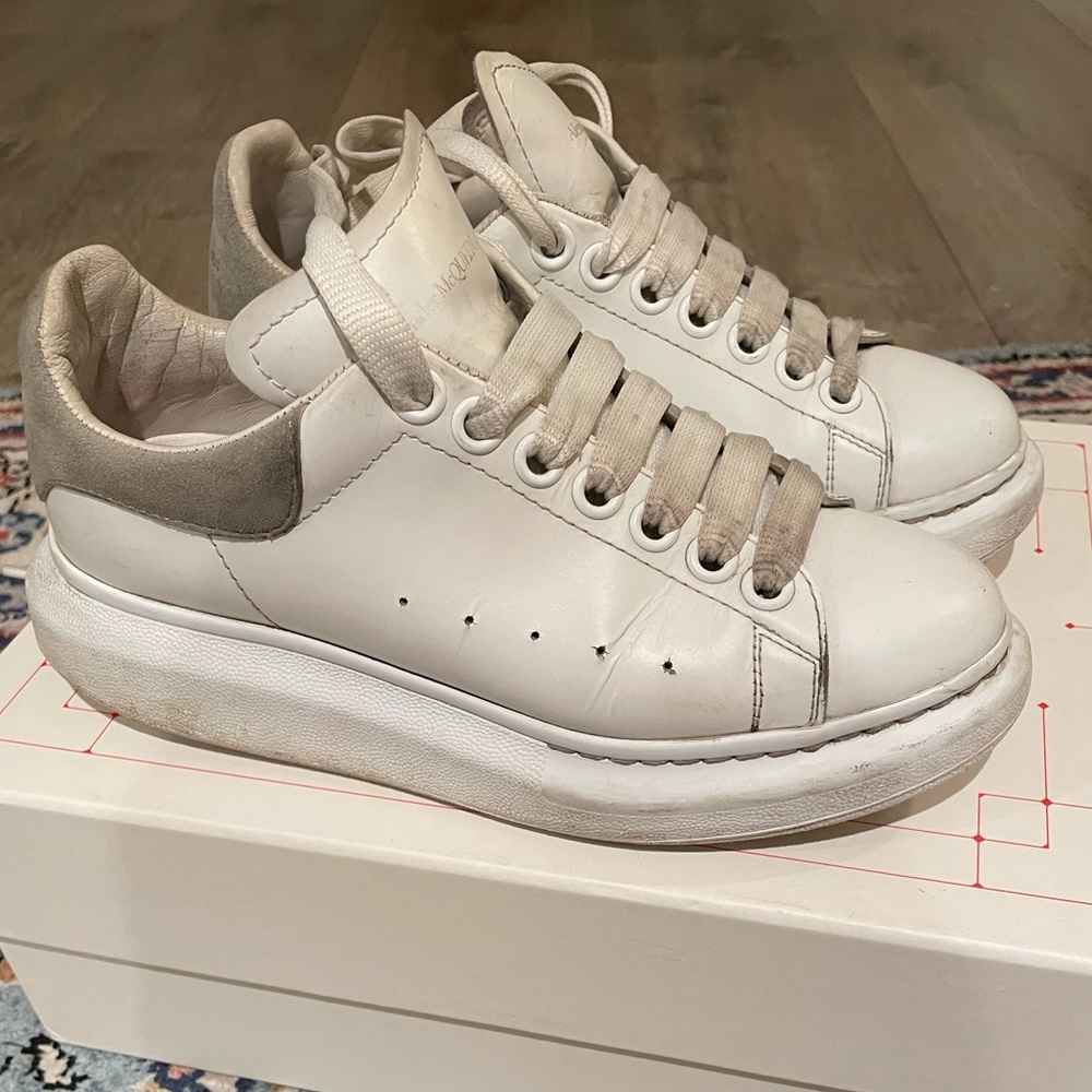 Alexander McQueen Sneakers 6.5